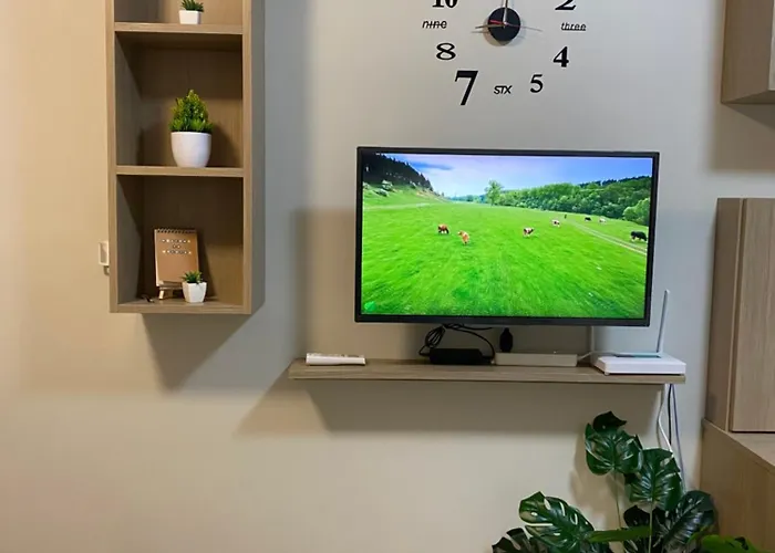 Arc Hive Staycation 3*